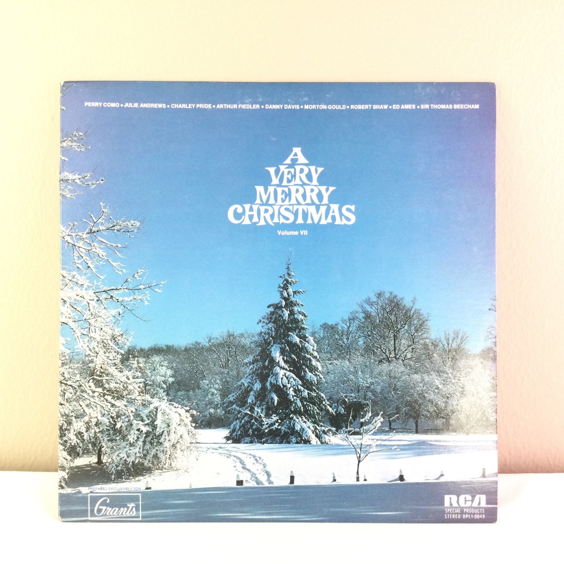 A Very Merry Christmas Album 