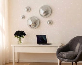 Halve cirkel discobal spiegel muurkunst – metallic retro feestdecor (10-25 cm)