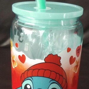 1 vaso de plástico con puntada personalizada y pajita imagen 1