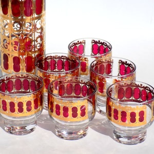 Ensemble de bar Culver Pichet à cocktail et tasses à punch à six pieds en volute de canneberges