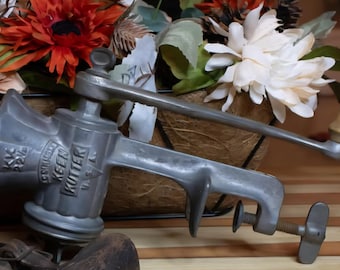 1940 Keen Cutter Meat Grinder