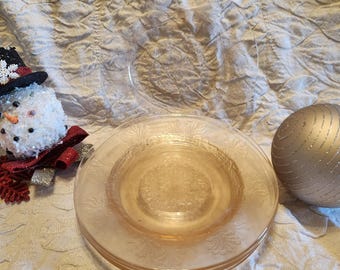 Set of 5 1930s Pink Federal Glass Company bread and butter plates 6 in.