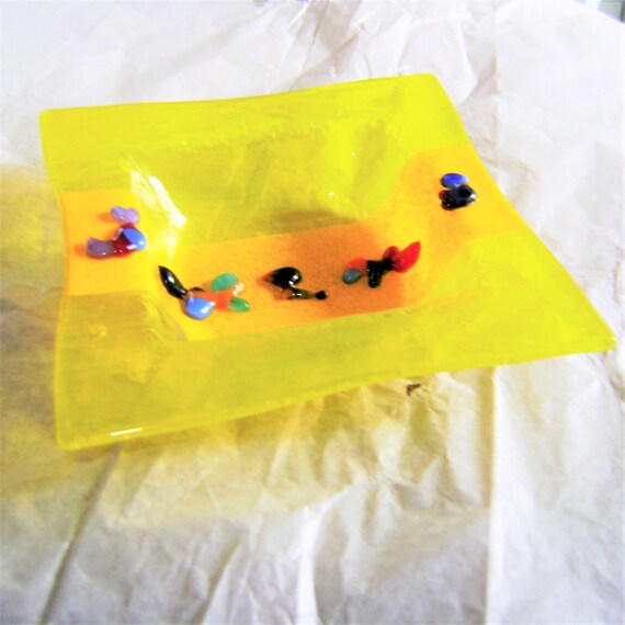 Does YELLOW Make You Happy ANIMAL PARADE Dish Coffee Table Etsy