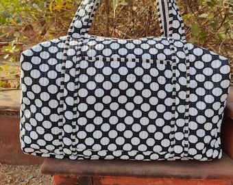 Bolsa de lona acolchada de algodón hecha a mano, bolsa grande para viajes de fin de semana, equipaje de mano para pasar la noche.