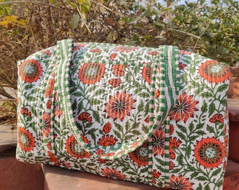 Bolsa de lona acolchada de algodón hecha a mano, bolsa grande para viaje de fin de semana, con estampado floral, ideal para llevar de noche.