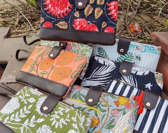 Pochette zippée en coton fleuri, pochette matelassée, organiseur d'articles de toilette fait main