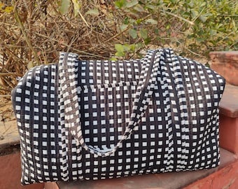 Bolsa de lona acolchada de algodón hecha a mano, bolsa grande para viajes de fin de semana, equipaje de mano para pasar la noche.