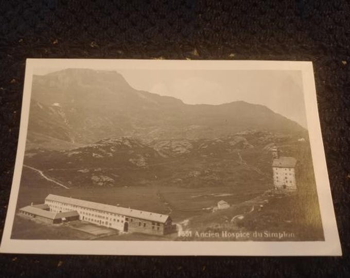 Original vintage postcard Hospice Simplon – Canton of Valais, Switzerland, historical postcard, mountain region, travel souvenir, collectible card