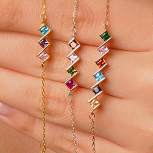 14 kt gouden aangepaste geboortesteenarmband, familie-edelsteensieraden