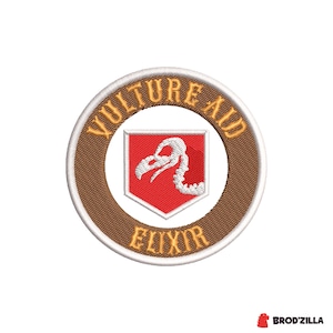 Könnte beinhalten: Gestickter Aufnäher mit rundem Design und goldfarbenem Schriftzug "Vulture Aid Elixir". In der Mitte befindet sich ein rotes Schild mit einer weißen Vogelillustration. Der Aufnäher hat einen braunen Rand und einen weißen Außenrand.