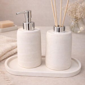 Juego de baño minimalista / Dispensador y difusor de jabón Jesmonite hecho a mano con bandeja / Decoración moderna para el hogar