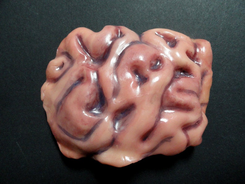 Brain hair clip image 1