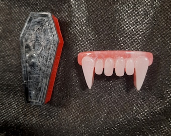 Vampire Fangs & Coffin magnets
