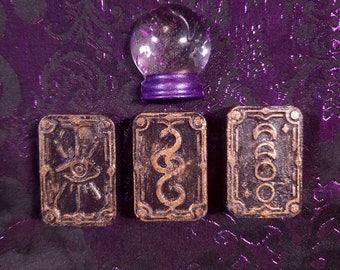 Crystal ball & tarot cards magnets