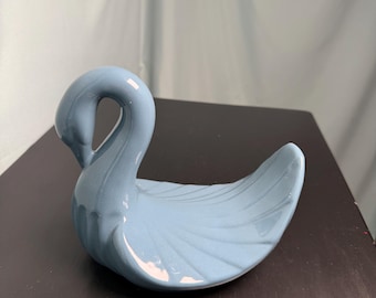 Toallero de cerámica con forma de cisne, estilo retro vintage, color azul pizarra.
