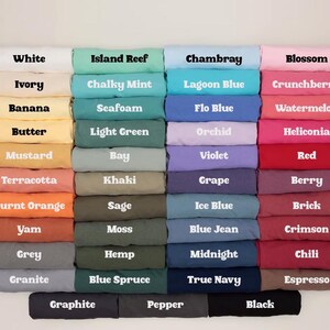 Camiseta com estampa de ervas provençais, camiseta botânica com ervas, camiseta estilo cottagecore francês, camiseta minimalista natural, camiseta Comfort Colors imagem 3