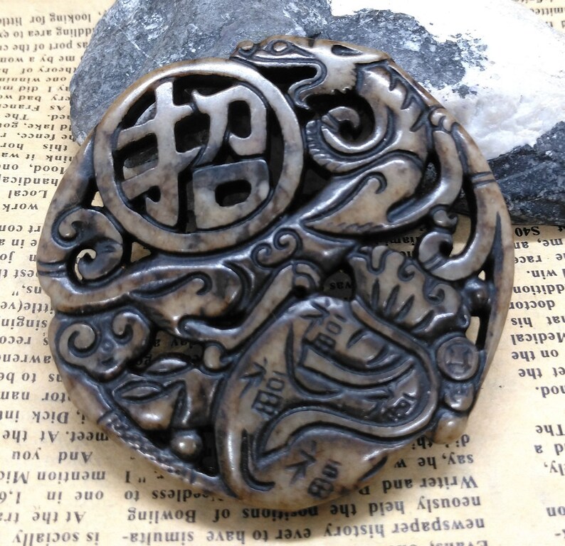 Dragon brown Jade Pendant Amulet Mythical Animals Necklace Pendant Jewerly B1 Chinese ancient Jade stone Pendant Charm Circle Carved Rich