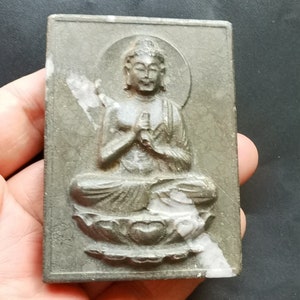 Geschnitzten Buddha Kupfer Jade Stein Anhänger: Rechteck Amulett (68mmx50mmx13mm)