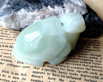 Carved Green Jade Turtle Pendant: Longevity Amulet