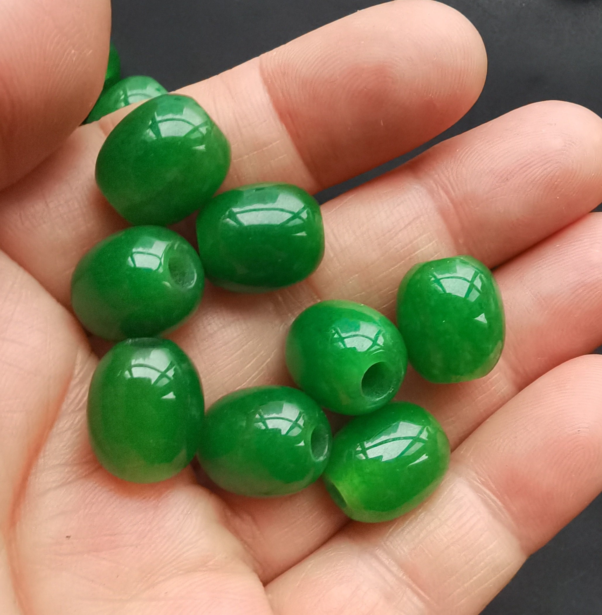 Pendentif En Jade Malais Et Strass Lulutong - Bijou Fantaisie Vert Pour Femme - Neuf Sans Emballage, Idéal Pour Un Cadeau Chic Et Abordable
