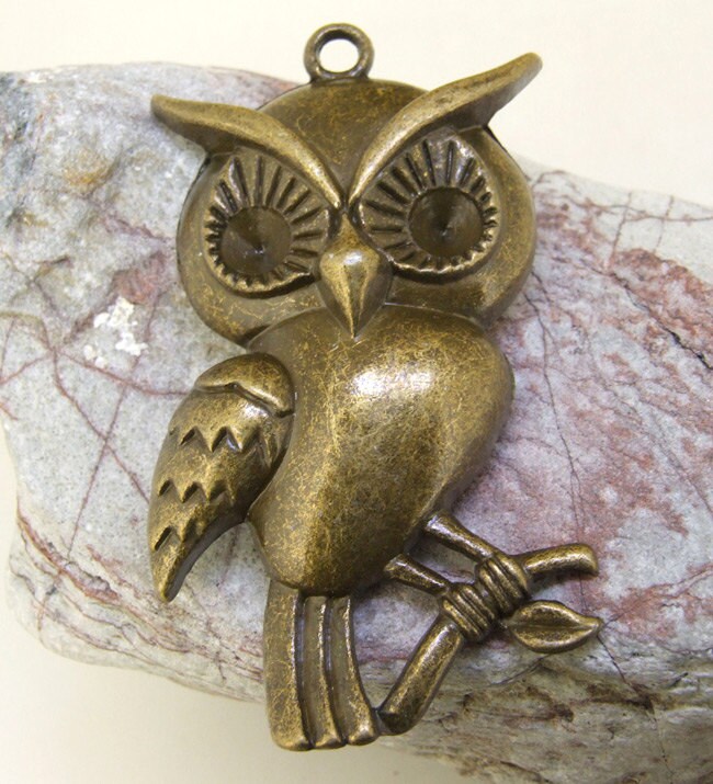 2pcs Bronze Owl Pendant Charms: Filigree Jewelry Finding