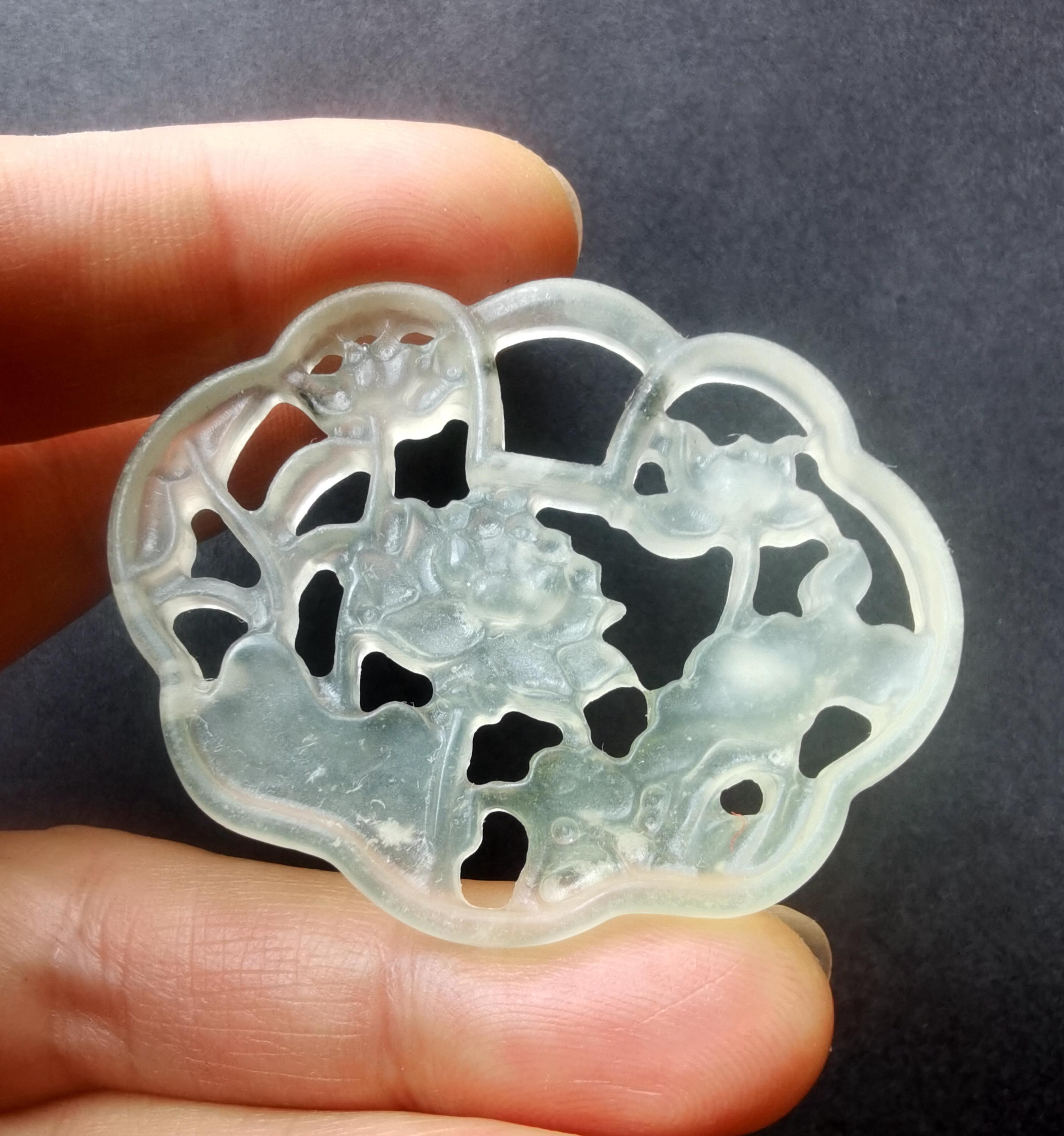翡翠 蓮の花と魚の彫刻 彫刻された翡翠のペンダント：蓮の花の魚のお守りネックレス - Etsy 日本