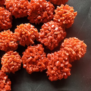 Perlina per orecchini a grappolo di corallo rosso prezioso naturale autentico e non trattato, barilotto intrecciato unico per ciondolo, bracciale, collana, regalo con pietra portafortuna di ottobre