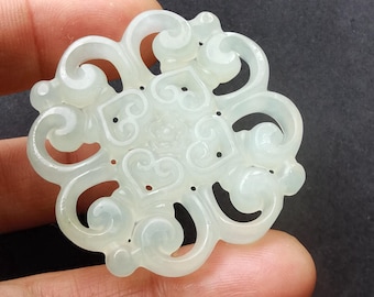 Colgante de jade blanco: corazón de flor hueca tallado, amuleto