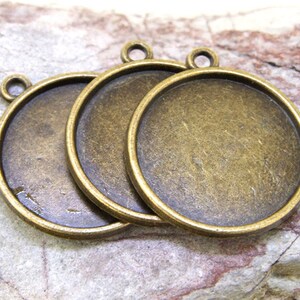5PCS Q 20mm Cabochons Setting  Circle Base Antiqued Bronze Circle DIY Kits Link Fit Necklace & Bracelet , Pendant Jewelry Filigree Link