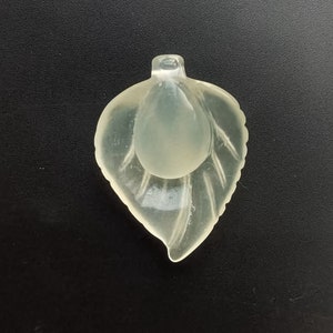 Leaf Water drop Carved "xiuyu" natural Green jade stone Pendant link,gemstone bead,Amulet Talisman pendant Necklace Jewelry