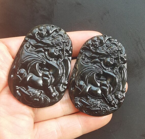天然石 黒翡翠 龍 彫刻 ペンダントトップ 彫刻された黒翡翠の龍ペンダント：お守りネックレス - Etsy 日本
