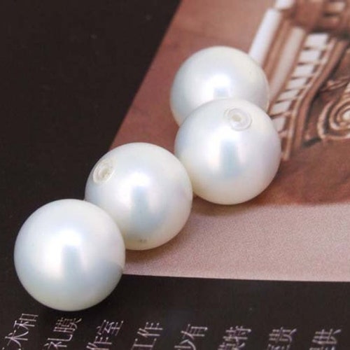 18" White South Sea Shell Pearl Necklace – 12-14mm Round Beads Silver Toggle