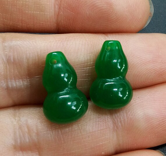 ひょうたん型グリーン翡翠ビーズ、10mmx16mm 1組グリーン翡翠