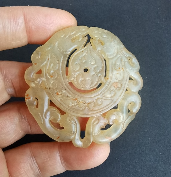 龍鳳凰黄翡翠ペンダント：幸運のお守りネックレス - Etsy 日本