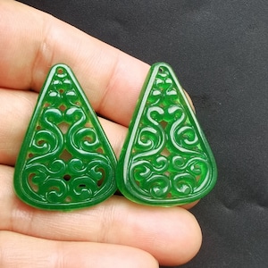 2pcs,Hollow triangle flower carving green jade stone pendant drop,charm Amulet for handmade earring bead,bracelet bead,Necklace bead Jewelry