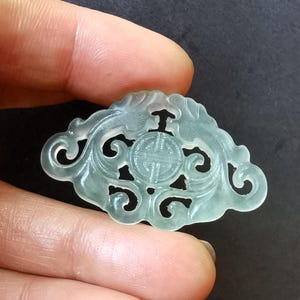 Drache Anhänger: Hohl geschnitzte Amulett Anhänger
