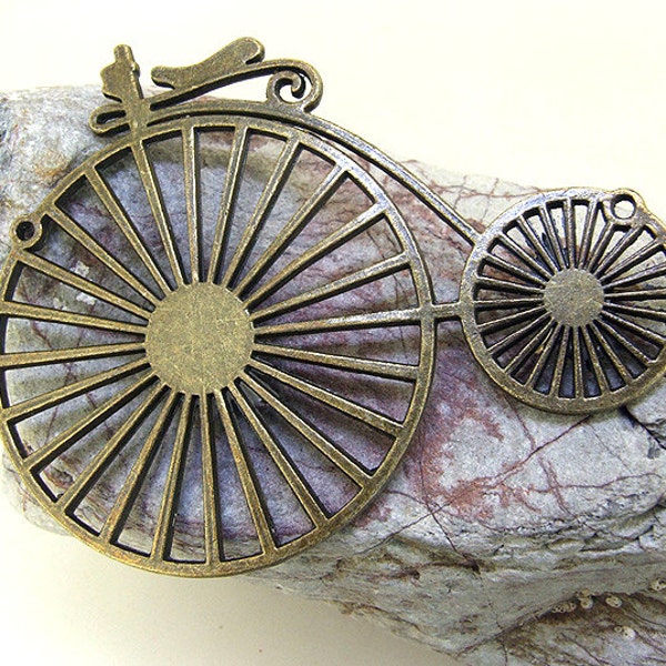 1PCS Q Large Antiqued Bronze Bicycle Link Bike Pendant  DIY Kits Fit Necklace Bracelet  Pendant Jewelry Filigree Link Findings