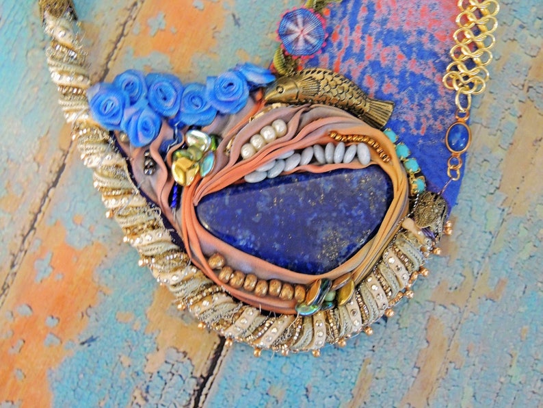 Amazon bib necklace Lapis Lazuli leather and silk