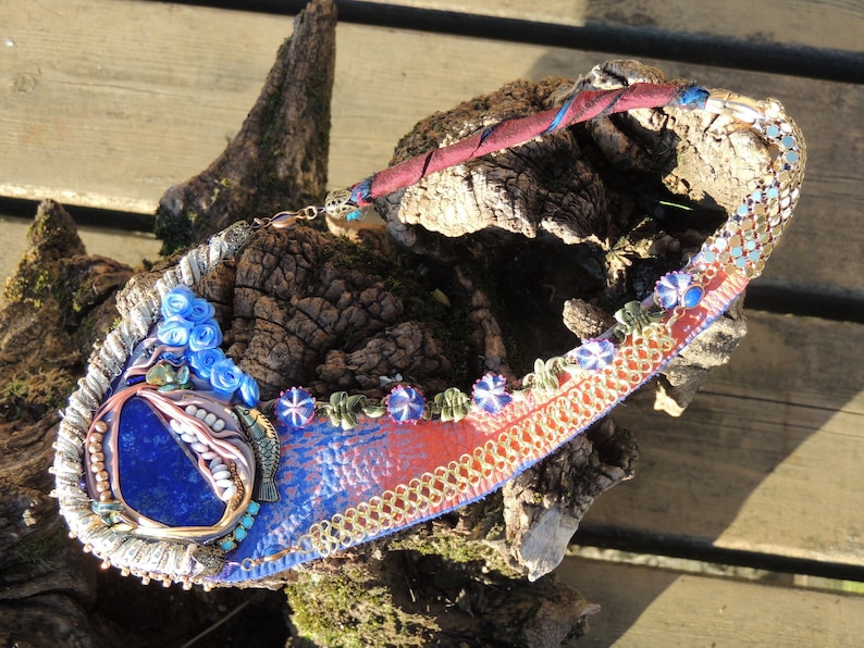 Amazon bib necklace Lapis Lazuli leather and silk