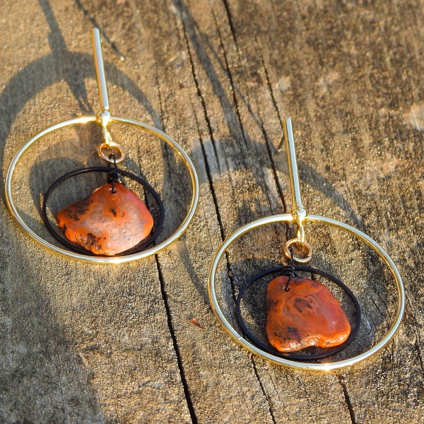 Earrings golden creole stems slices of red Agates 20 / 20mm