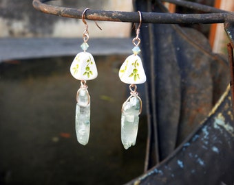 Goldfilled hooks earrings 14 Krats Rock crystal Chlorite and pearls raku Perlayo