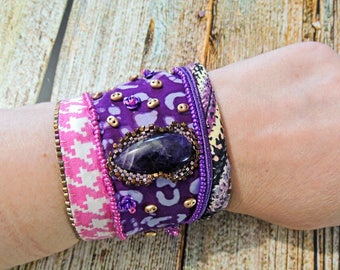 Asymmetrical cuff bracelet Amethyst cotton fabric and embroderie