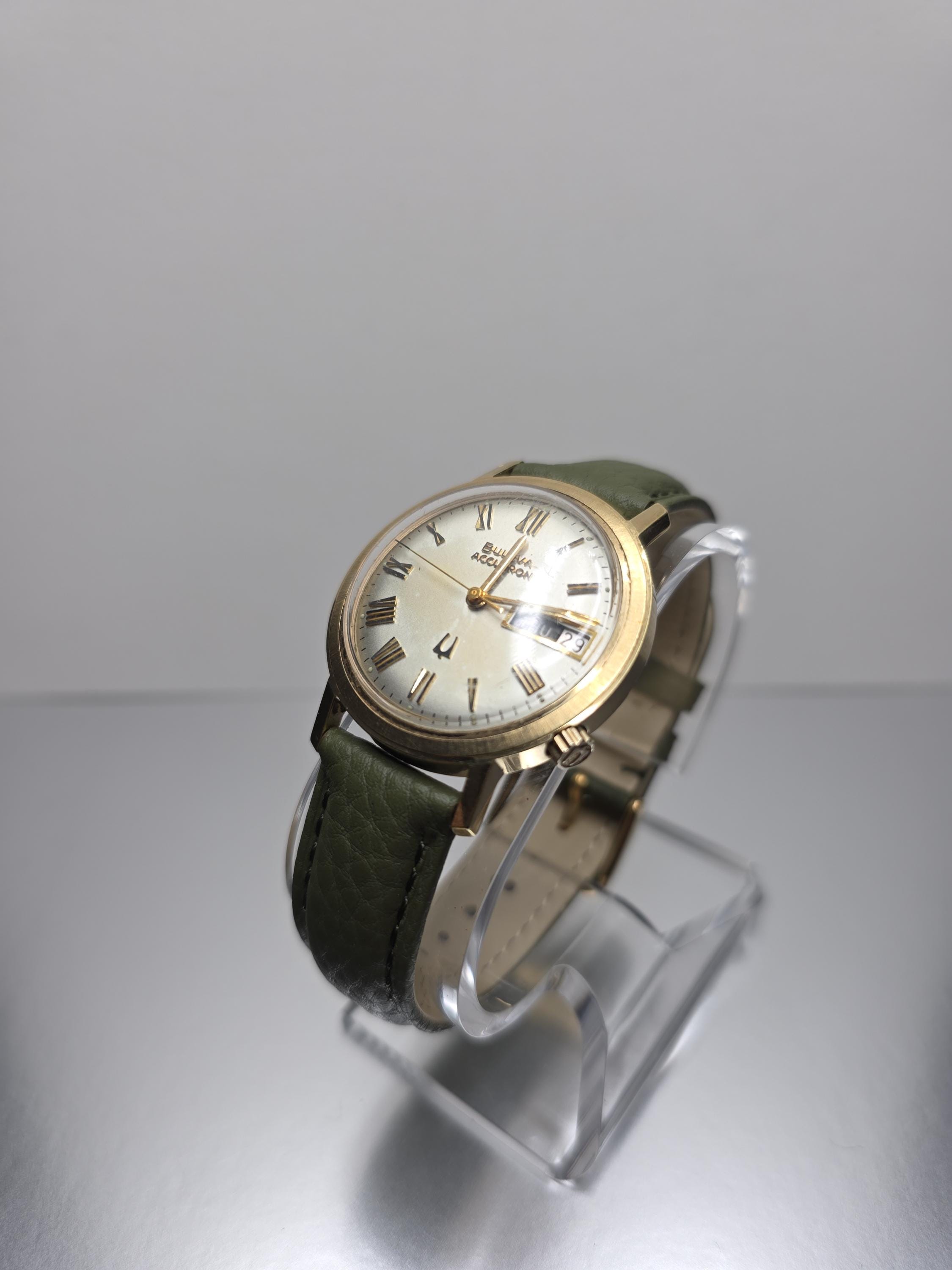 Square bulova watch - Etsy 日本