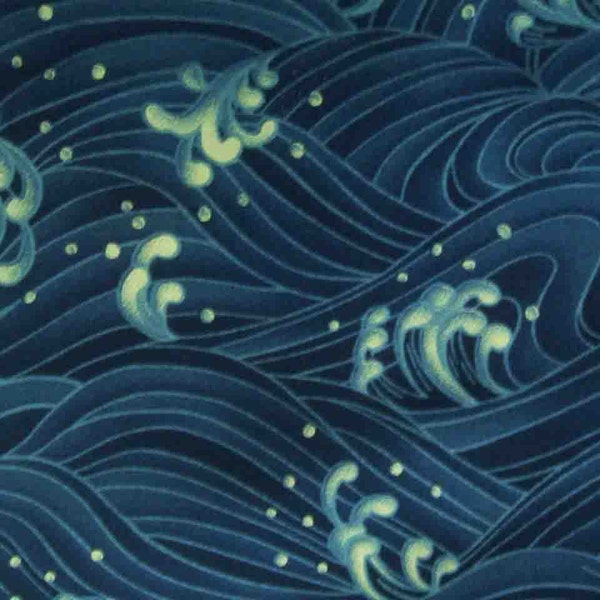 SALE - Sea waves in graying-blue, fat quarter, pure cotton fabric