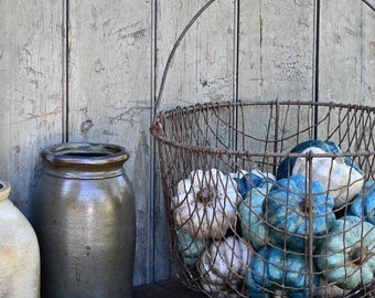 Primitive Antique Wire Basket with Wood Handle, Potato Gathering Basket