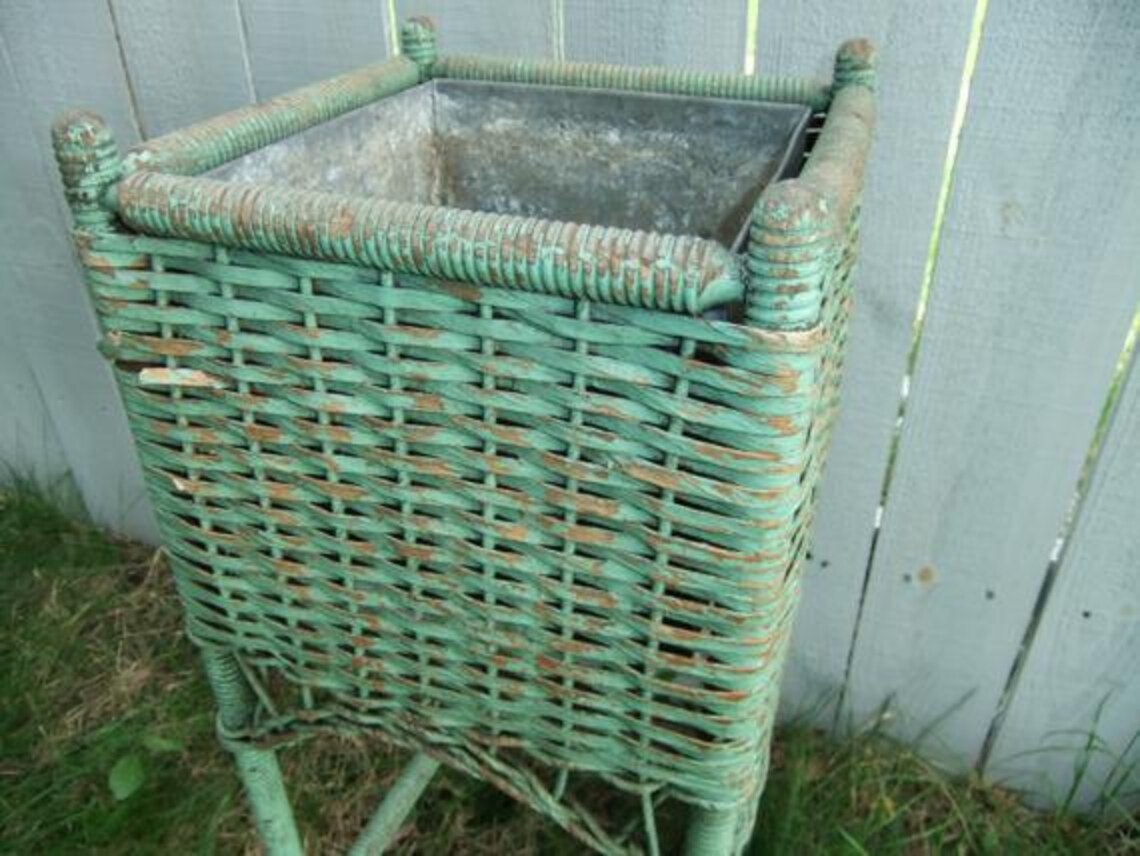 Antique Green Wicker Plant Stand Etsy