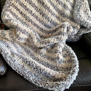 Chunky Fuzzy Chenille Knit Throw Blanket For Home and Gifts