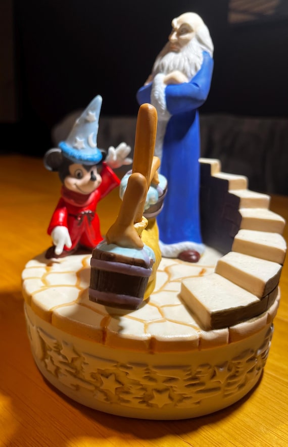 ディズニー ミュージカルメモリーズ 磁器製オルゴール ミッキーマウス