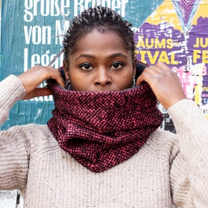 Up-cycled Extra Thick Wool Cowl in Neon Pink and Black Weave image 2