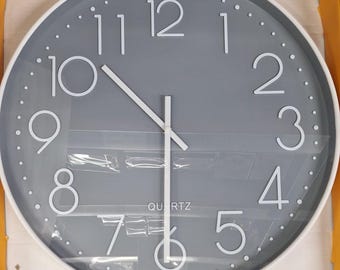 Large 50cm Grey Quartz Wall Clock Simple Chic Round Modern Design UK